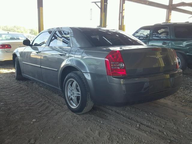 2C3KA43R88H176927 - 2008 CHRYSLER 300 LX GRAY photo 3