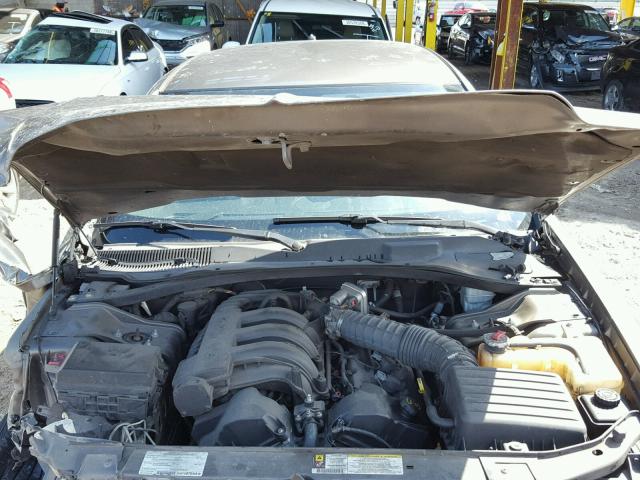 2C3KA43R88H176927 - 2008 CHRYSLER 300 LX GRAY photo 7