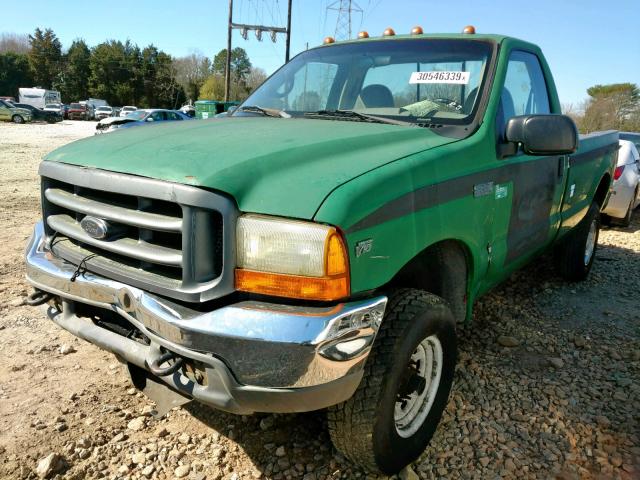 1FTSF31S91EB33255 - 2001 FORD F350 SRW S GREEN photo 2