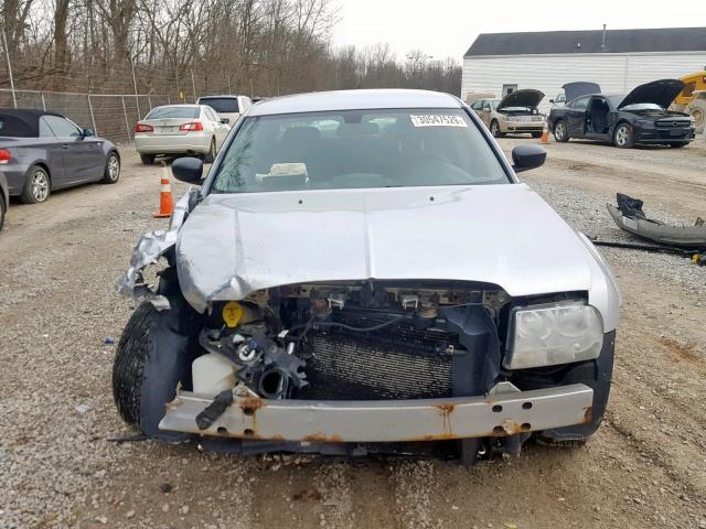 2C3KA43R66H376797 - 2006 CHRYSLER 300 SILVER photo 9