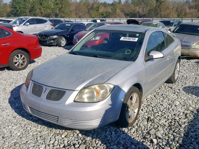 1G2AL18F187163161 - 2008 PONTIAC G5 GRAY photo 2