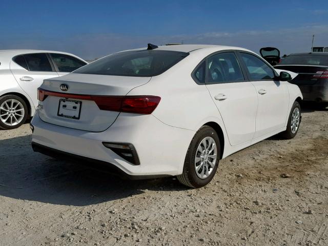 3KPF24AD1KE010866 - 2019 KIA FORTE FE WHITE photo 4