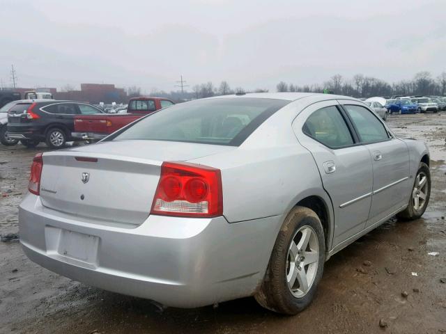 2B3CA3CV4AH234305 - 2010 DODGE CHARGER SX SILVER photo 4