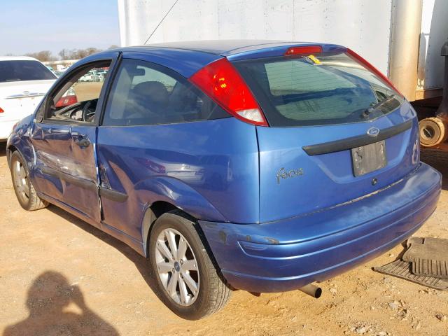 3FAFP31353R123027 - 2003 FORD FOCUS ZX3 BLUE photo 3