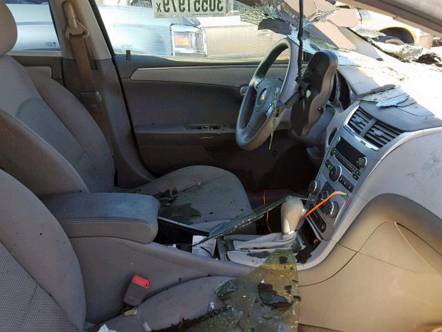 1G1ZB5E10BF394222 - 2011 CHEVROLET MALIBU LS ნაცრისფერი ფოტო 5