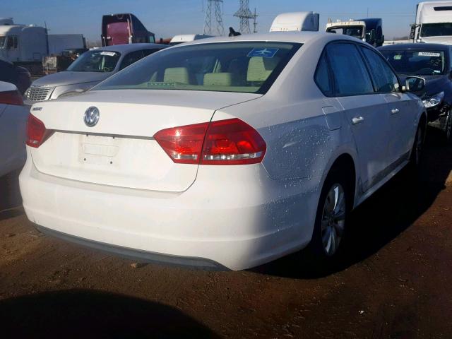 1VWAP7A34EC017095 - 2014 VOLKSWAGEN PASSAT S WHITE photo 4