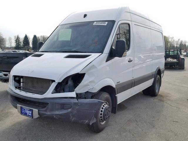 WD3PF3CC4C5658734 - 2012 MERCEDES-BENZ SPRINTER 3 WHITE photo 2