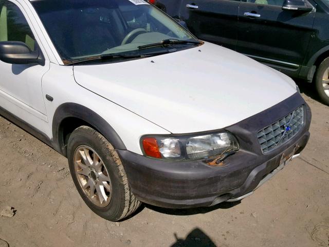 YV1SZ59H341132409 - 2004 VOLVO XC70 WHITE photo 9