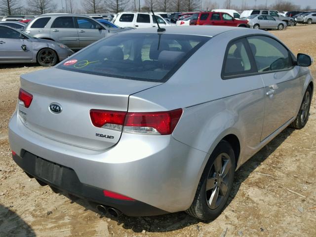 KNAFU6A29B5372926 - 2011 KIA FORTE EX SILVER photo 4