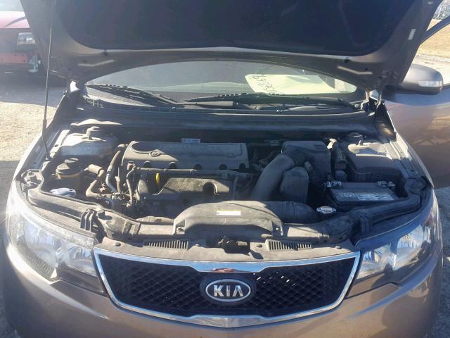 KNAFU4A26A5880645 - 2010 KIA FORTE EX CHARCOAL photo 7