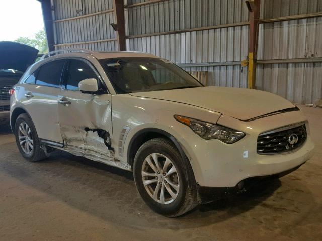 JN8AS1MU0AM802290 - 2010 INFINITI FX35 WHITE photo 1