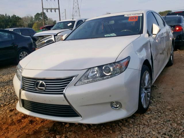 JTHBK1GG1F2205611 - 2015 LEXUS ES 350 WHITE photo 2