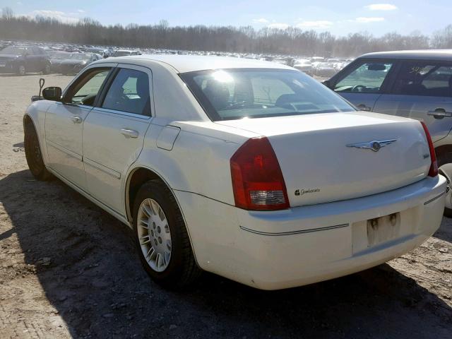 2C3JA43R15H675995 - 2005 CHRYSLER 300 CREAM photo 3