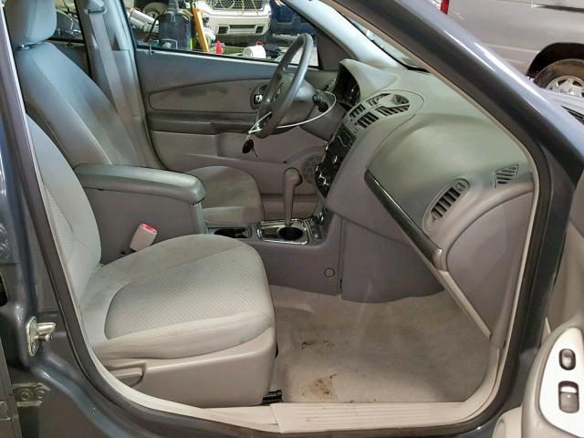 1G1ZS58F27F311310 - 2007 CHEVROLET MALIBU LS GRAY photo 5