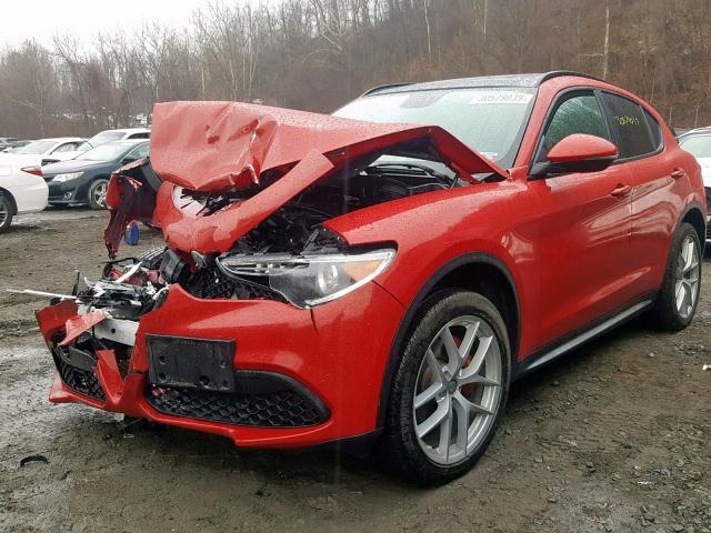 ZASFAKNN4J7B91591 - 2018 ALFA ROMEO STELVIO TI RED photo 2