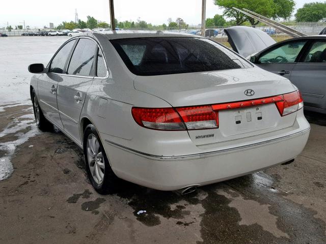 KMHFC46F07A236524 - 2007 HYUNDAI AZERA SE WHITE photo 3