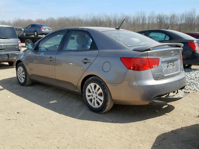 KNAFU4A2XA5881684 - 2010 KIA FORTE EX GRAY photo 3