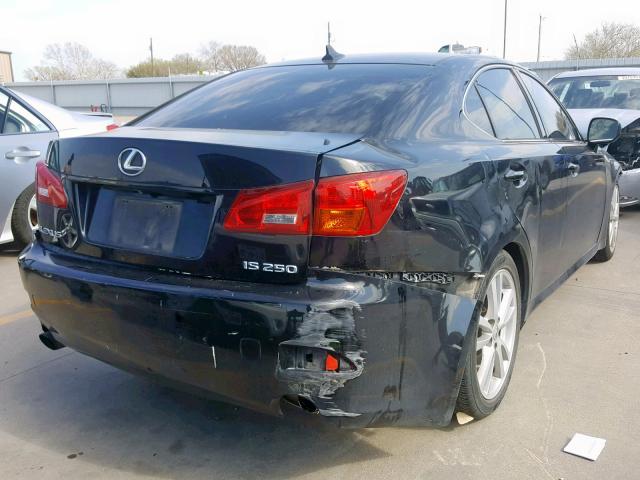 JTHBK262372031327 - 2007 LEXUS IS 250 SILVER photo 4