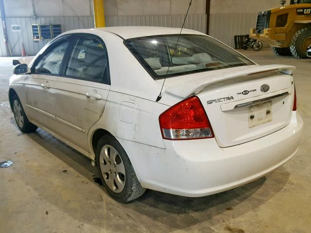 KNAFE221595631000 - 2009 KIA SPECTRA EX WHITE photo 3