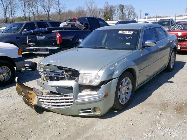 2C3JA63H55H110216 - 2005 CHRYSLER 300C GRAY photo 2