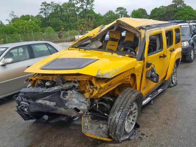 5GTDN136768272993 - 2006 HUMMER H3 YELLOW photo 2