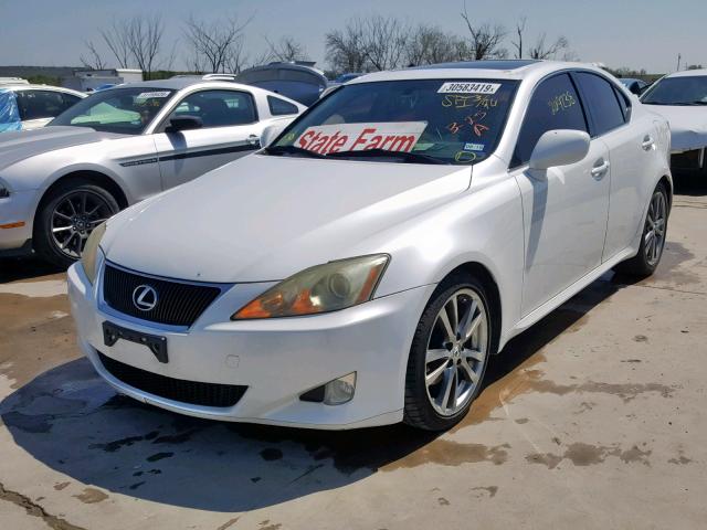 JTHBK262585084577 - 2008 LEXUS IS 250 WHITE photo 2