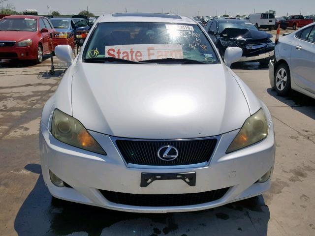 JTHBK262585084577 - 2008 LEXUS IS 250 WHITE photo 9