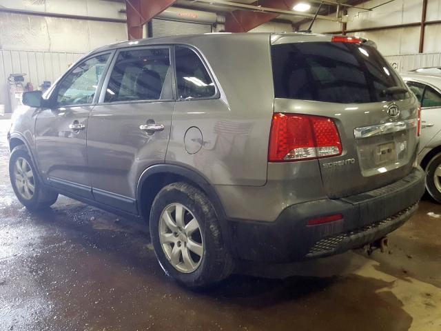 5XYKTCA67CG200473 - 2012 KIA SORENTO BASE  photo 3