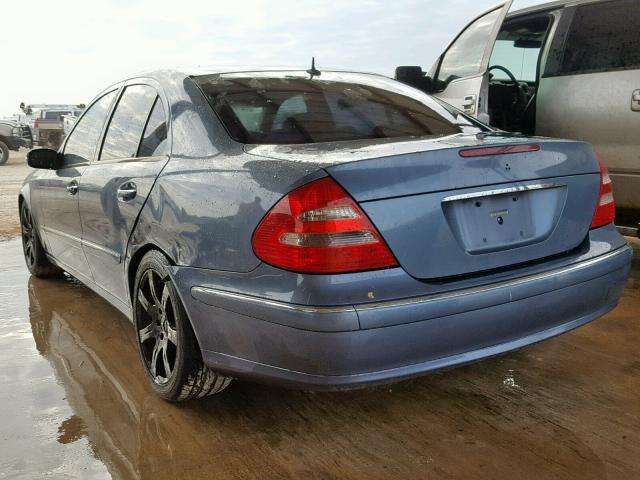 WDBUF56J56A926554 - 2006 MERCEDES-BENZ E 350 BLUE photo 3