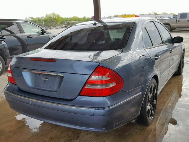 WDBUF56J56A926554 - 2006 MERCEDES-BENZ E 350 BLUE photo 4