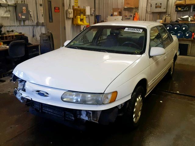 1FALP52U8SG112387 - 1995 FORD TAURUS GL WHITE photo 2