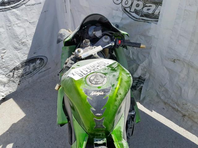 JKAZXCD126A007505 - 2006 KAWASAKI ZX1000 D6F GREEN photo 5