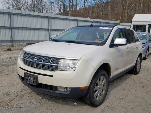 2LMDU88C47BJ15955 - 2007 LINCOLN MKX WHITE photo 2