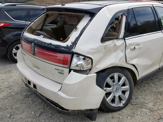 2LMDU88C47BJ15955 - 2007 LINCOLN MKX WHITE photo 9