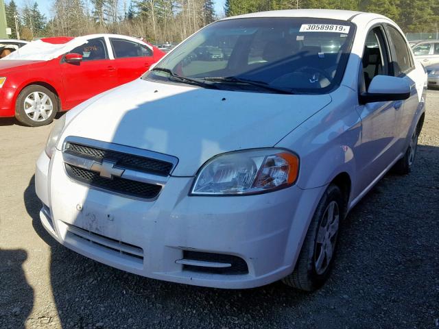 KL1TD5DE0AB073595 - 2010 CHEVROLET AVEO LS WHITE photo 2