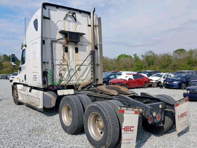 1FUJGLDV9CSBT0578 - 2012 FREIGHTLINER CASCADIA 1 WHITE photo 3