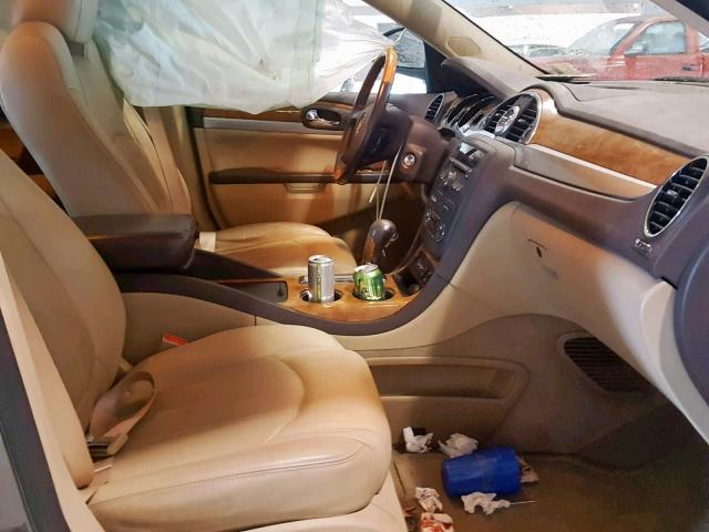 5GAKRCED2CJ157721 - 2012 BUICK ENCLAVE BROWN photo 5