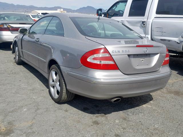 WDBTJ65J95F126634 - 2005 MERCEDES-BENZ CLK 320C GRAY photo 3