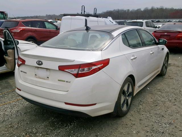 KNAGM4AD2D5039142 - 2013 KIA OPTIMA HYB WHITE photo 4