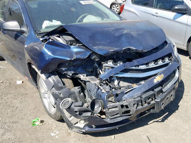 1G1ZA5EU1BF342157 - 2011 CHEVROLET MALIBU LS BLUE photo 9