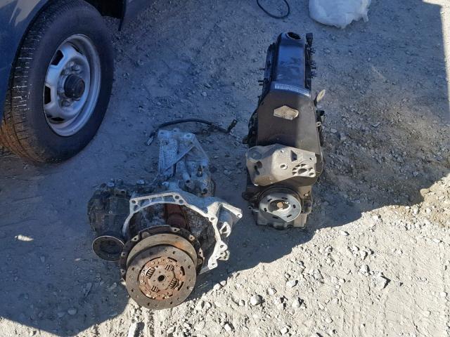 3VWCC21C4YM454590 - 2000 VOLKSWAGEN NEW BEETLE Schwarz Foto 9