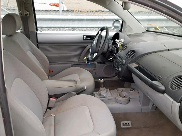 3VWCP21C22M455359 - 2002 VOLKSWAGEN NEW BEETLE ვერცხლისფერი ფოტო 5