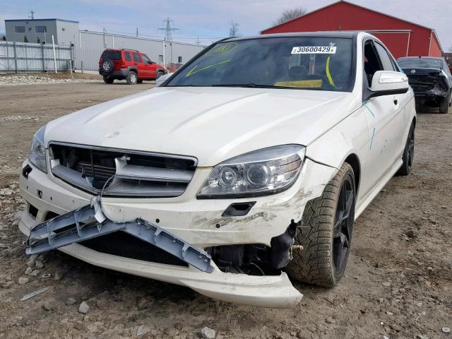 WDDGF77X19F224497 - 2009 MERCEDES-BENZ C 63 AMG WHITE photo 2