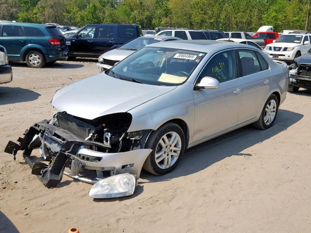 3VWEF71K57M201295 - 2007 VOLKSWAGEN JETTA WOLF SILVER photo 2