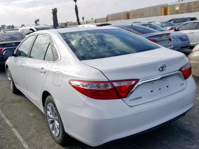 4T4BF1FK5FR481095 - 2015 TOYOTA CAMRY LE თეთრი ფოტო 3