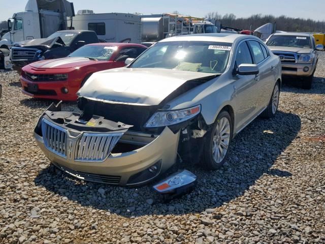 1LNHL9DR9BG604241 - 2011 LINCOLN MKS SILVER photo 2