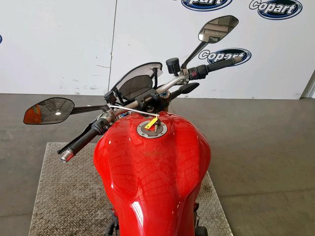 ZDM1RBSW4EB000526 - 2014 DUCATI MONSTER 12 RED photo 5