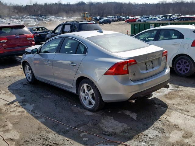 YV1612FS1D1222469 - 2013 VOLVO S60 T5 SILVER photo 3