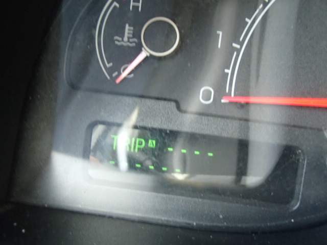 1LNHM87A13Y661719 - 2003 LINCOLN LS 银色 照片 8