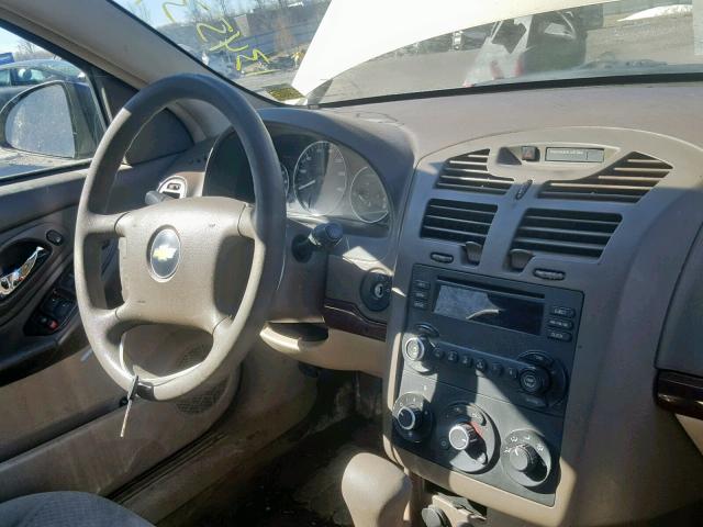 1G1ZS58F88F121142 - 2008 CHEVROLET MALIBU LS TAN photo 9